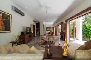 Villa-Kalimaya-IV-Living-area-interior
