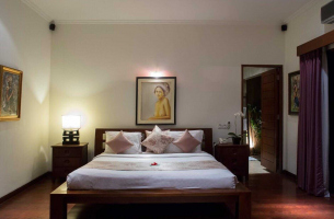 Villa-Kalimaya-IV-Upstairs-guest-bedroom-one
