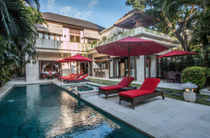 Villa-Kalimaya-III-Luxurious-living-1